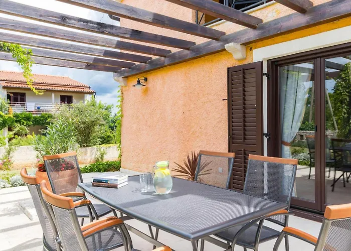 Holiday home Muntic Iii