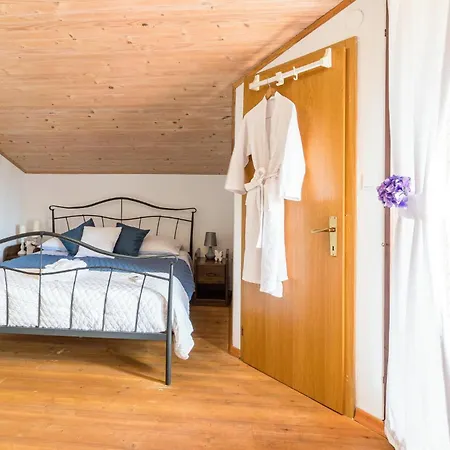 Muntic Iii Ferienhaus Pula
