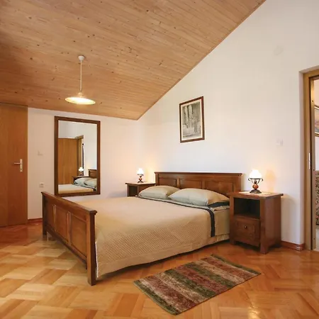 Ferienhaus Muntic Iii