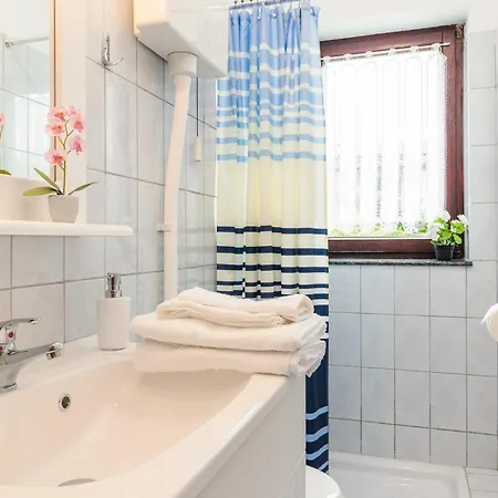 Ferienhaus Muntic Iii