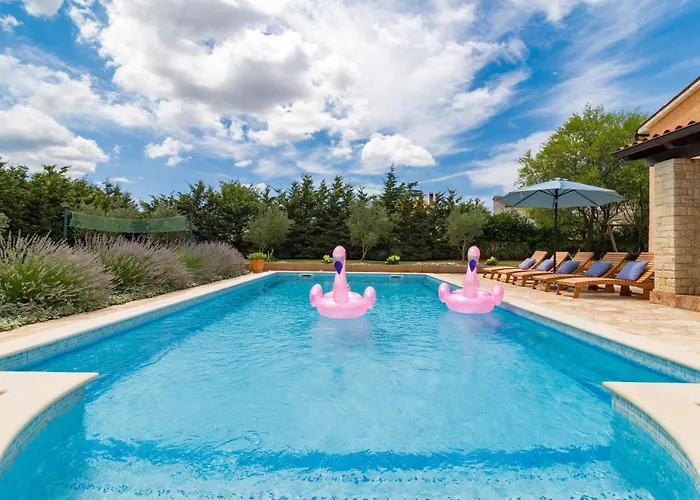 Будинок відпочинку Muntic Iii *