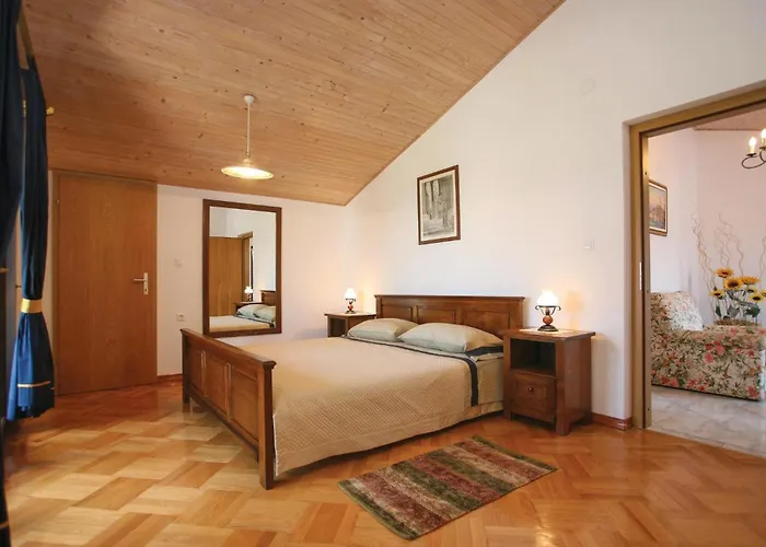 Будинок відпочинку Muntic Iii