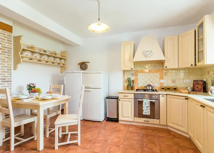 Будинок відпочинку Muntic Iii Пула