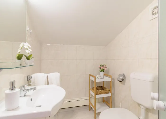 Будинок відпочинку Muntic Iii Пула